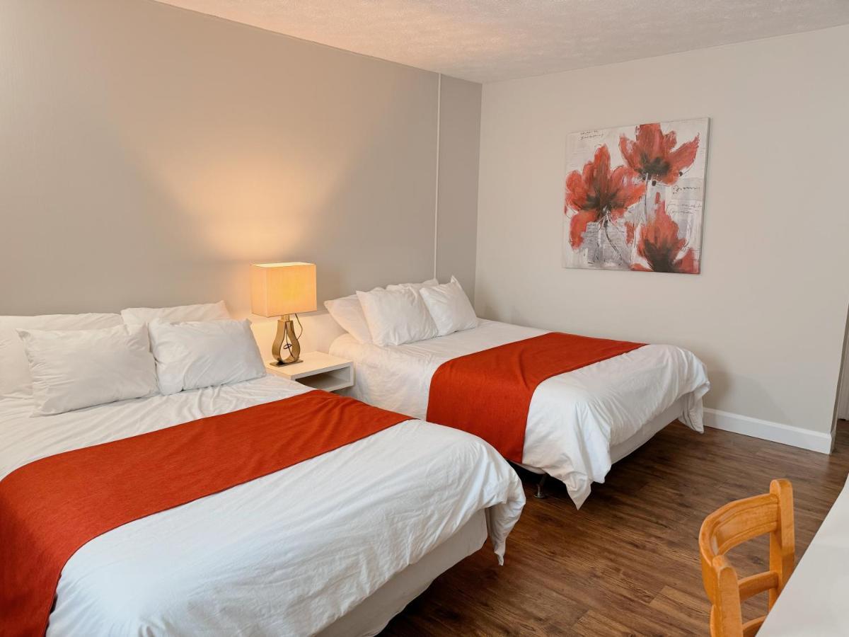 Auberge Le Parasol Chicoutimi Exterior foto