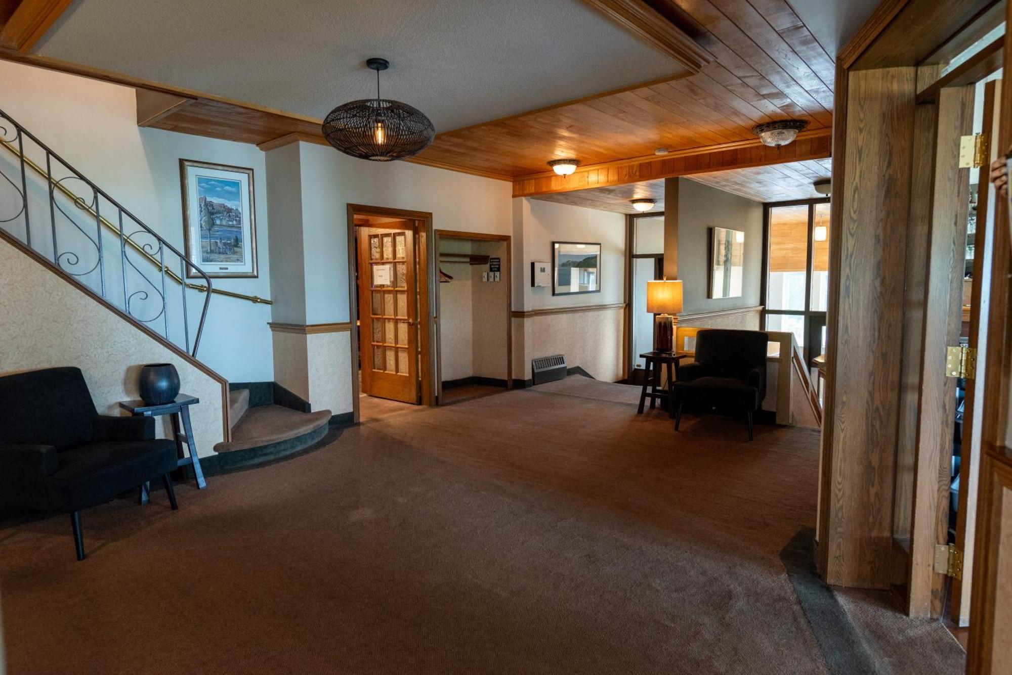 Auberge Le Parasol Chicoutimi Exterior foto